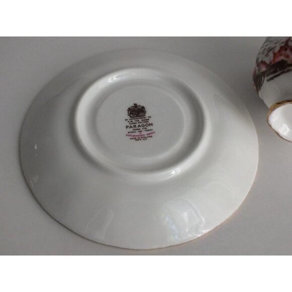 RARE Paragon Teacup and Saucer Marlborough Courting Couple Made in England   - Picture 13 of 16